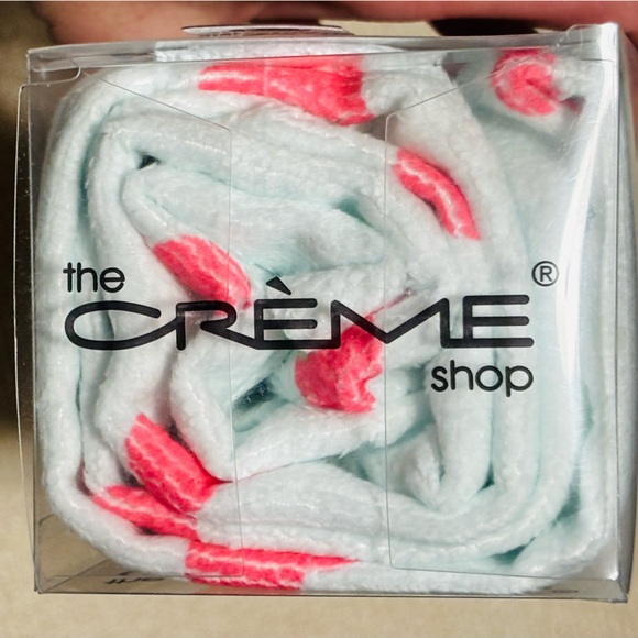 The Crème Shop Set of 3 Red Panda Facial Masks & Microfibre Quick Dry Hair Towel - Picture 7 of 7